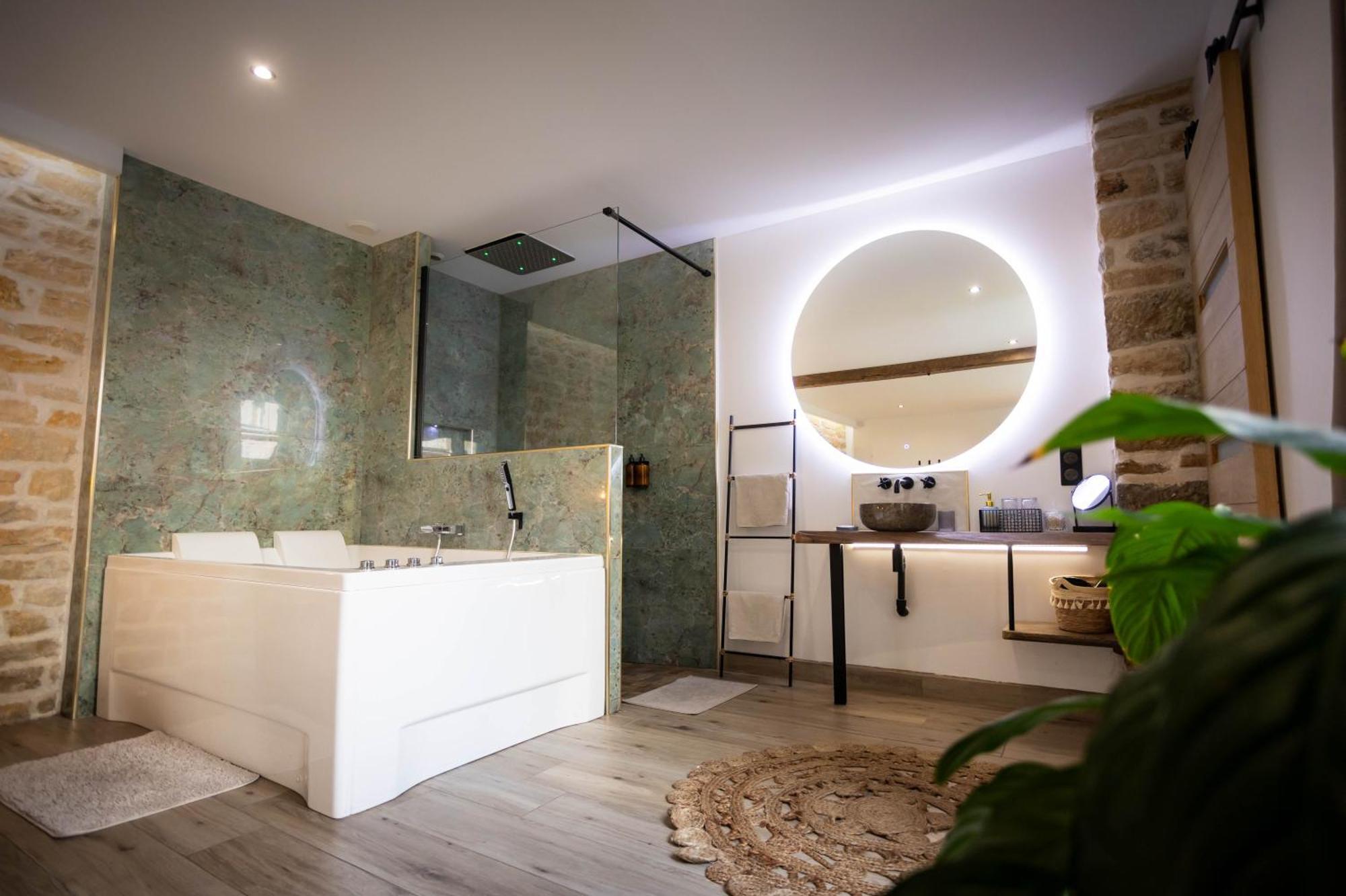 Les Jardins Secrets - Gare & Centre By Apparts Spa Dijon Exterior photo